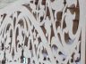 Ornamentowe azurowe dekoracje dla werandy wykonane ręcznie wnaturalnym drewnie wzór manda